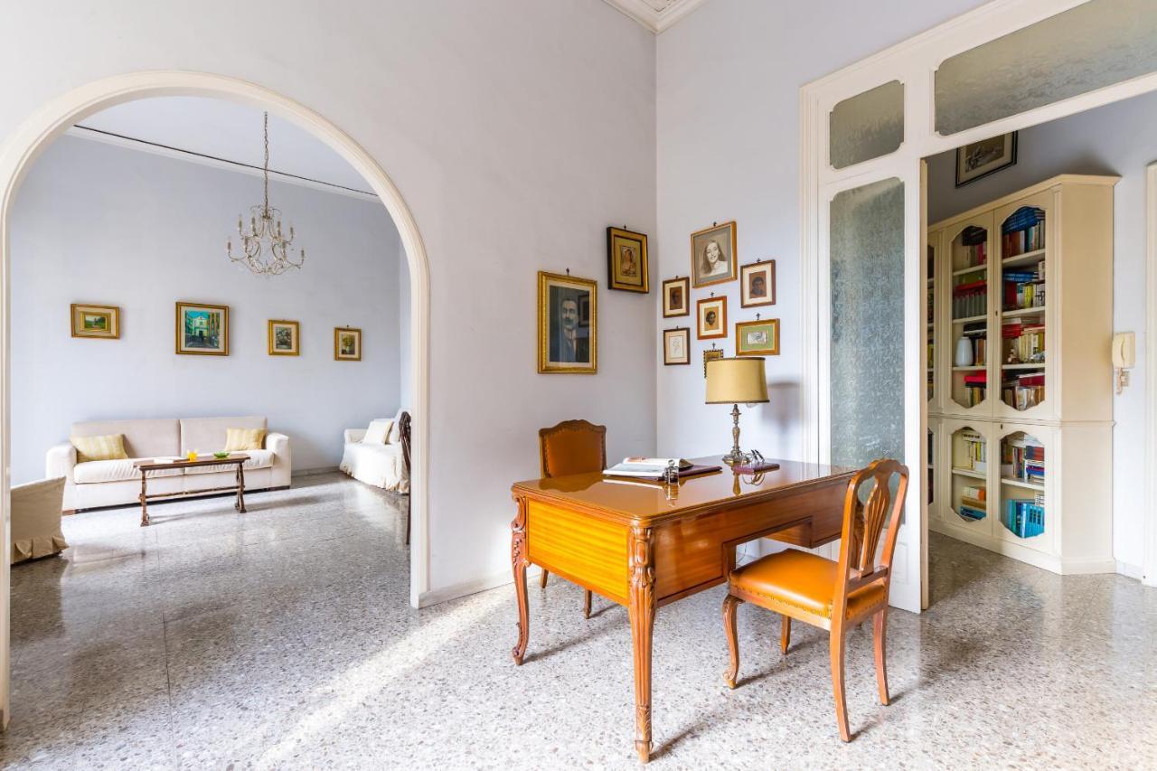 Rettifilo Family Apartment By Wonderful Italy Naples Luaran gambar